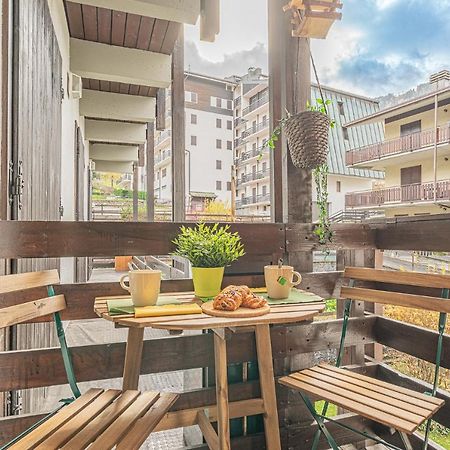 Apartamento Casa Sole- Loft Moderno In Montagna Aprica Exterior foto